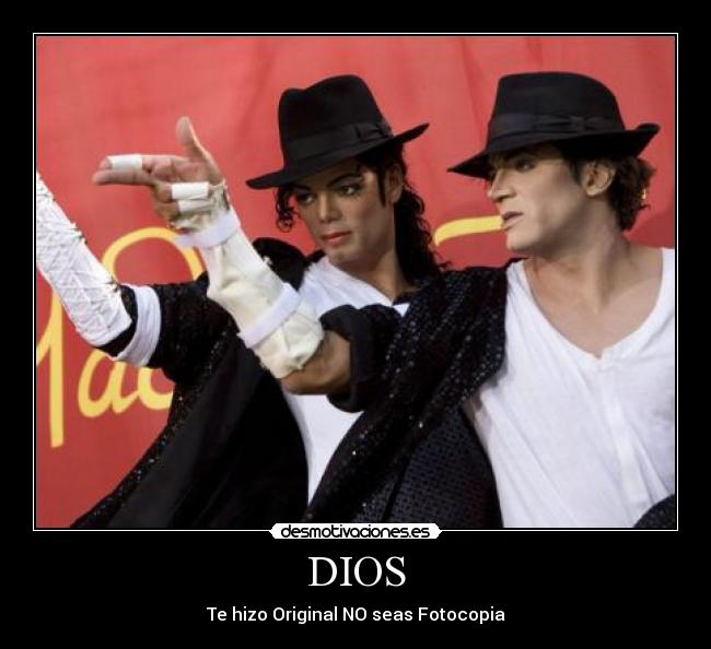 carteles dios real desmotivaciones