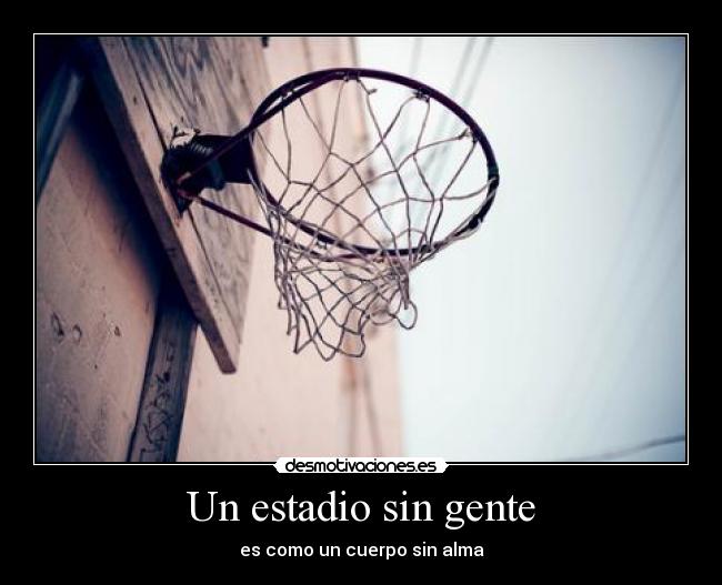 Un estadio sin gente -