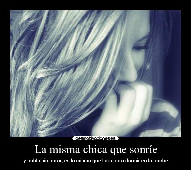 La misma chica que sonríe -