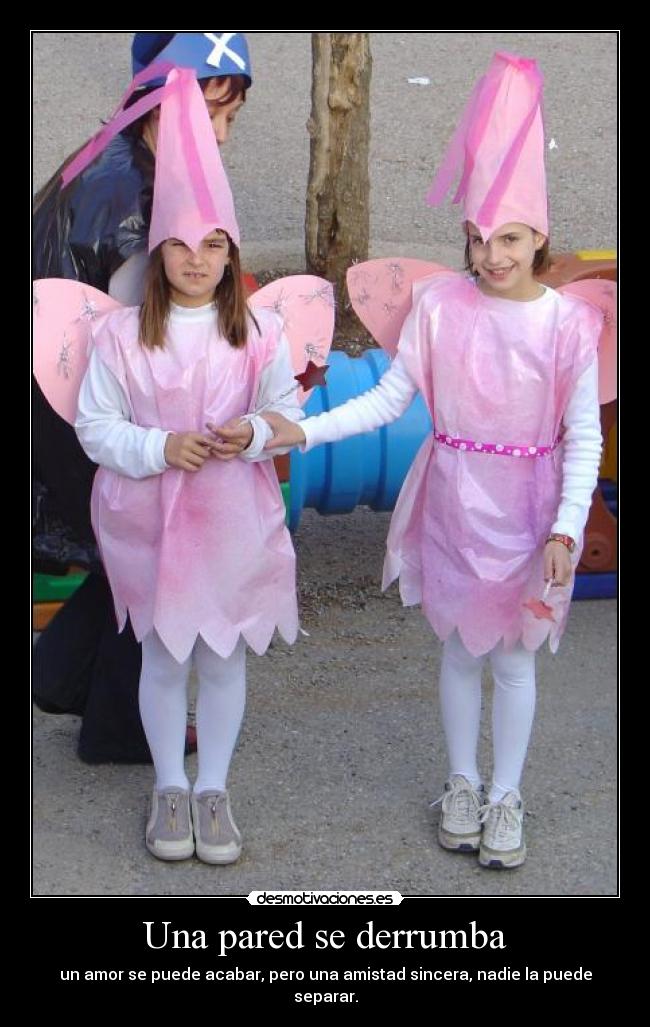 Una pared se derrumba -