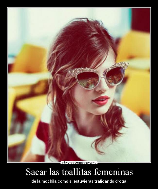 Sacar las toallitas femeninas -