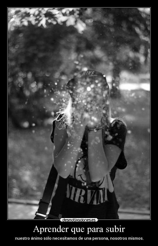 carteles mujeres que prefieren sonreir que maquillaje desmotivaciones