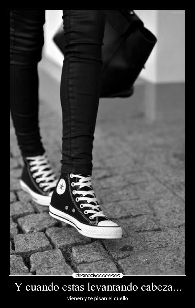 carteles criticas desmotivaciones