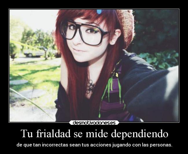 carteles lalalala trizesa grande grilsdrakhardcode desmotivaciones