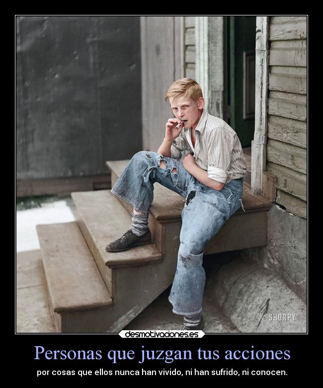 Personas que juzgan tus acciones -