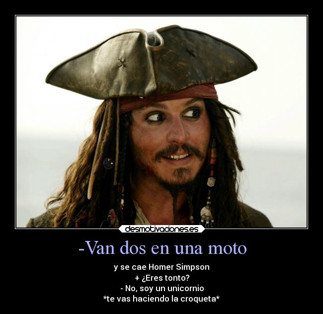 -Van dos en una moto -