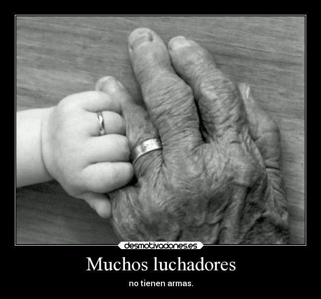 Muchos luchadores - no tienen armas.