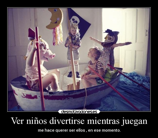 Ver niños divertirse mientras juegan - 