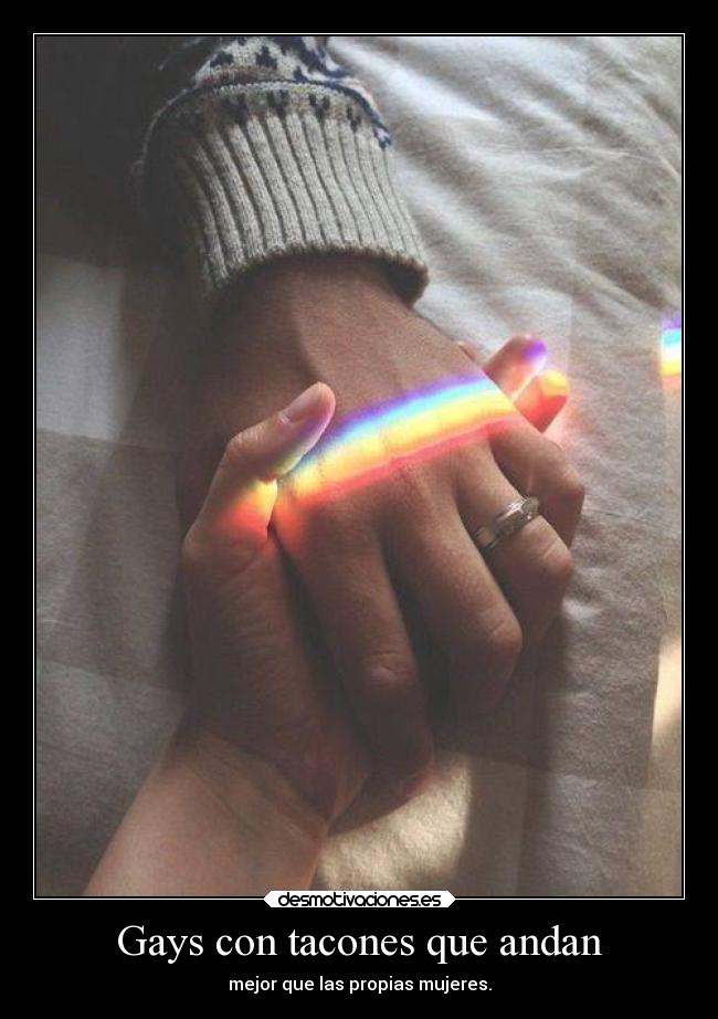 Gays con tacones que andan - mejor que las propias mujeres.