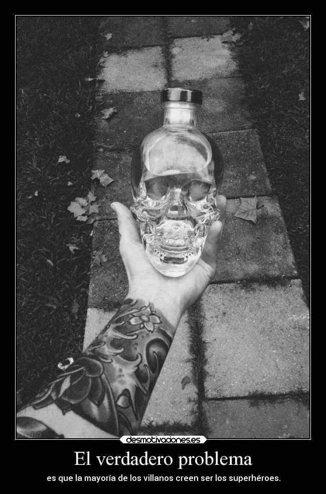 carteles sociedad enemigo villano superheroe malo bueno rivalidad distinguir baw toms anarana anura desmotivaciones