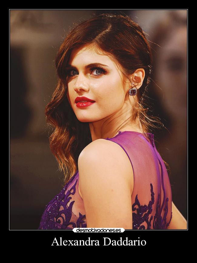 Alexandra Daddario - 