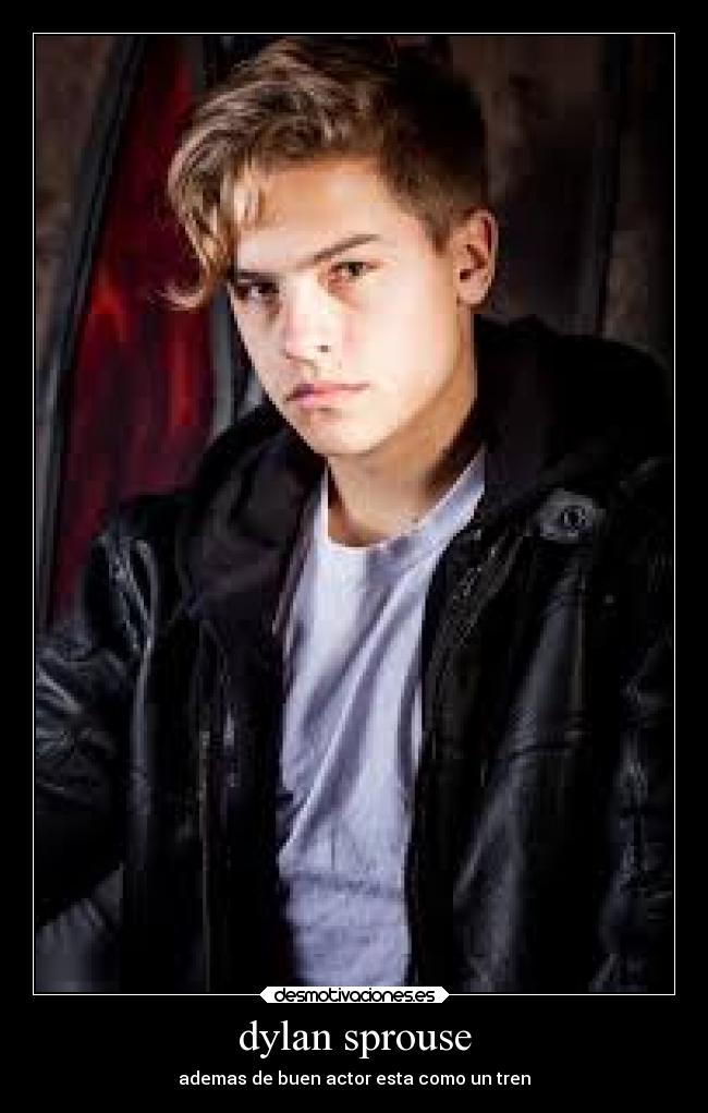 dylan sprouse - ademas de buen actor esta como un tren