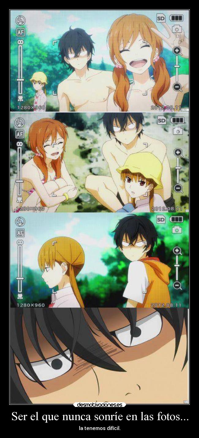 Ser el que nunca sonríe en las fotos... - la tenemos difícil.