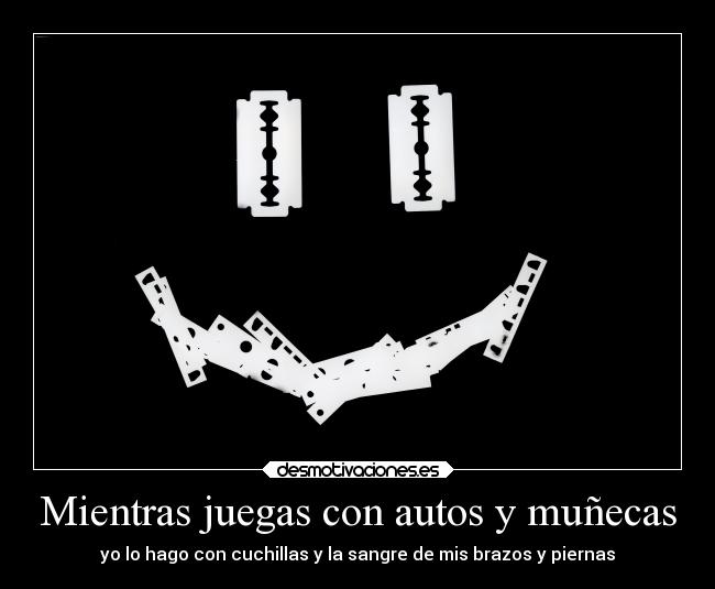 Mientras juegas con autos y muñecas - 