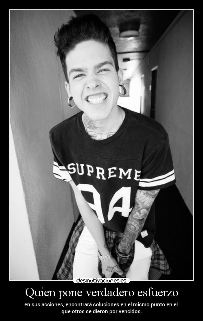Quien pone verdadero esfuerzo - en sus acciones, encontrará soluciones en el mismo punto en el
que otros se dieron por vencidos.