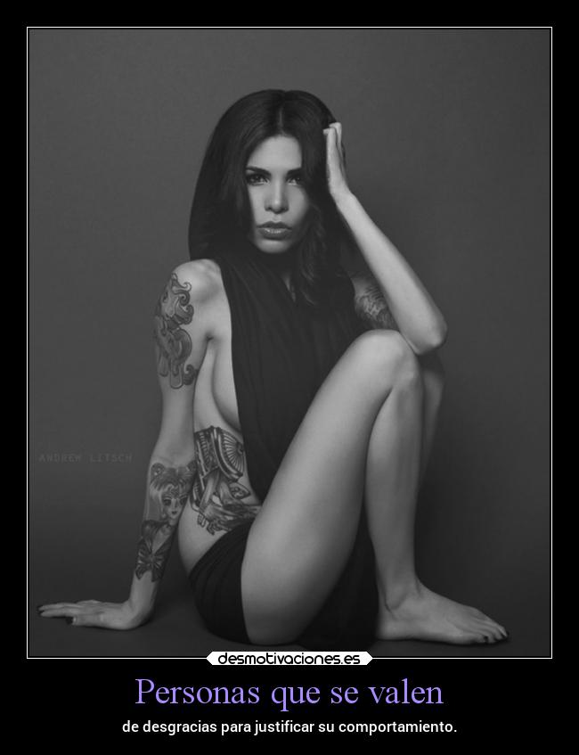 carteles ayuda desgracia justificar chicomalo arghh nomegustaestudiarhistoria fallinlove desmotivaciones