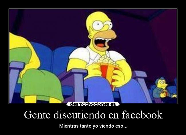 Gente discutiendo en facebook -