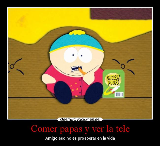 Comer papas y ver la tele -