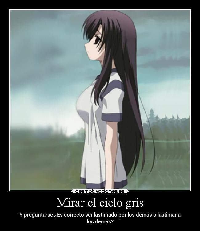 Mirar el cielo gris - 