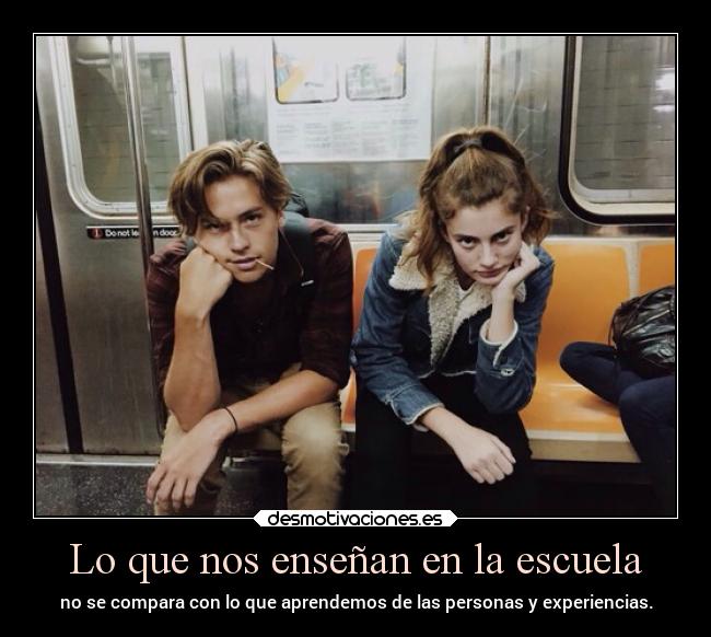 carteles escuela vida odioviajarentransportepublico siempremelio cole desmotivaciones