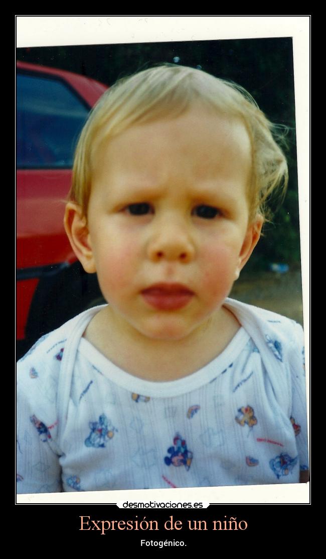 Expresión de un niño - Fotogénico.