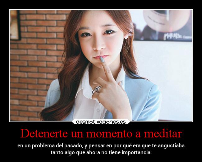 carteles pensamientos pasado vida problema projectd desmotivaciones