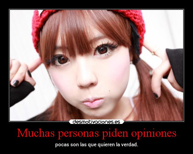 Muchas personas piden opiniones -