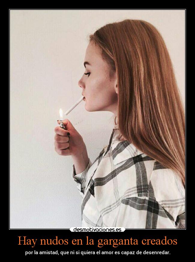 Hay nudos en la garganta creados - 