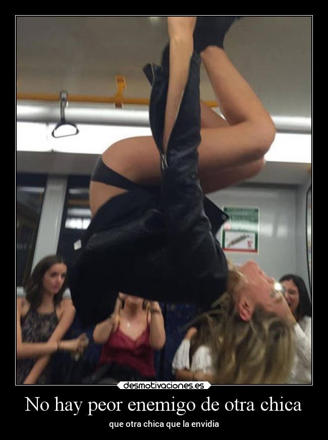 No hay peor enemigo de otra chica -