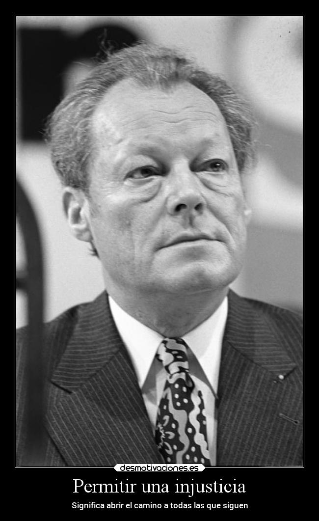 carteles historia politica 500killerfrases desmotivaciones