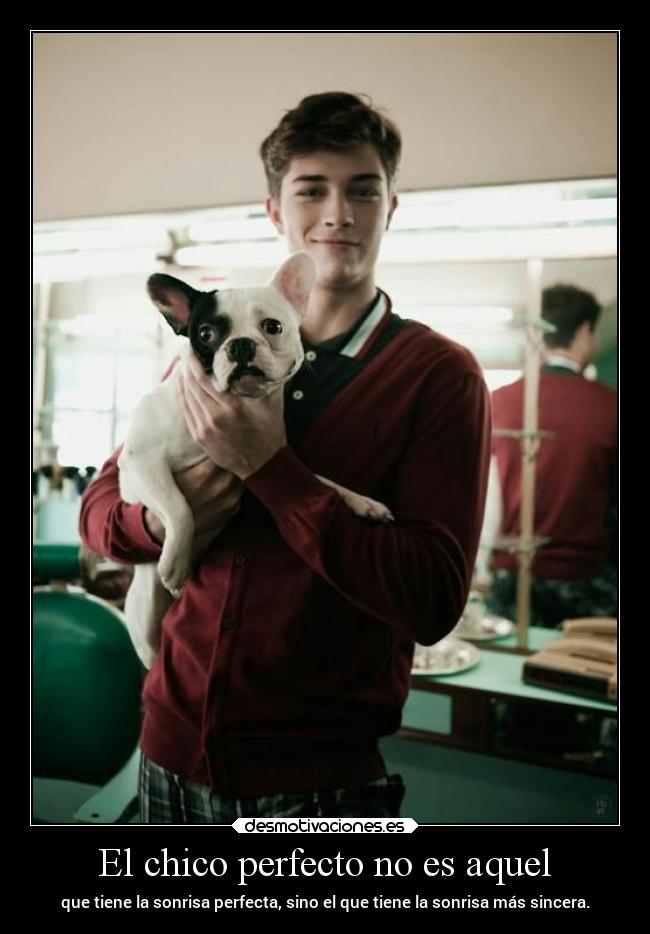 carteles sonrisa chicoperfecto sonreir perfeccion desmotivaciones