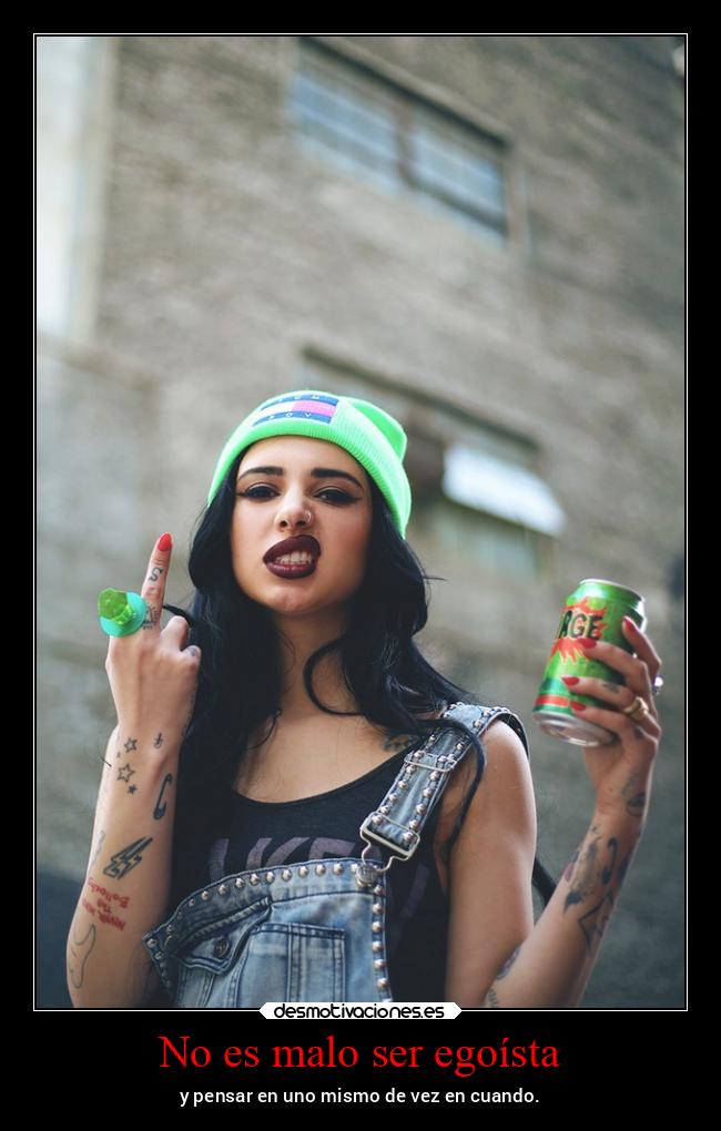 carteles vida superclan lossupervivientes soyunidiotatm desmotivaciones