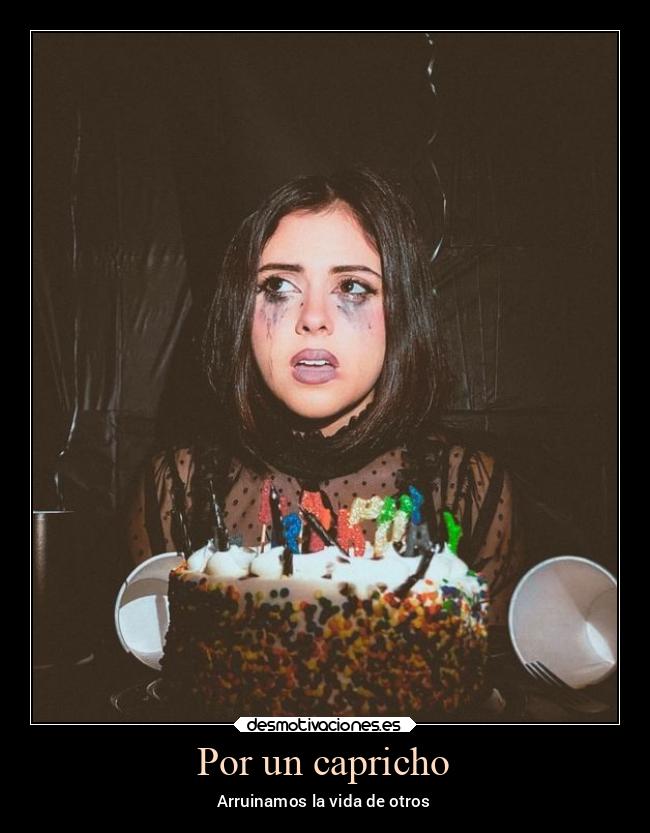 carteles vida fiesta arruinadas noticias2021 cumpleanos quinceaneras desmotivaciones