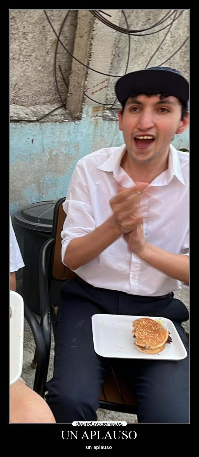 UN APLAUSO - un aplauso