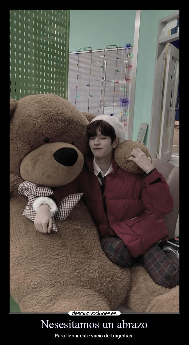 carteles navidad vacio tragedias peluche desmonavidad2022 desmotivaciones