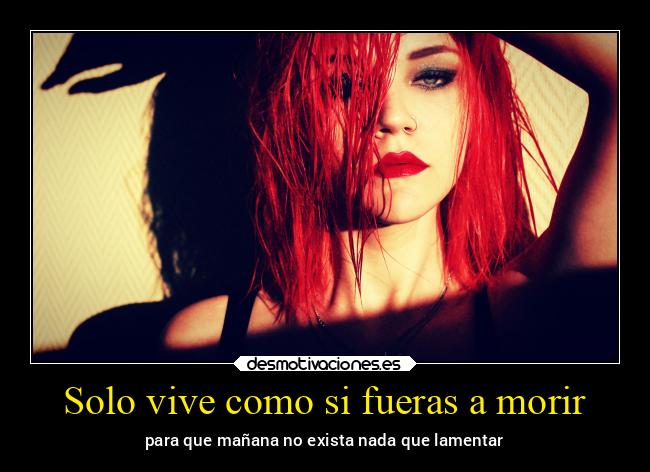 carteles besos aquiyanoexistes iamshameless desmonavidad2022 alicea desmotivaciones