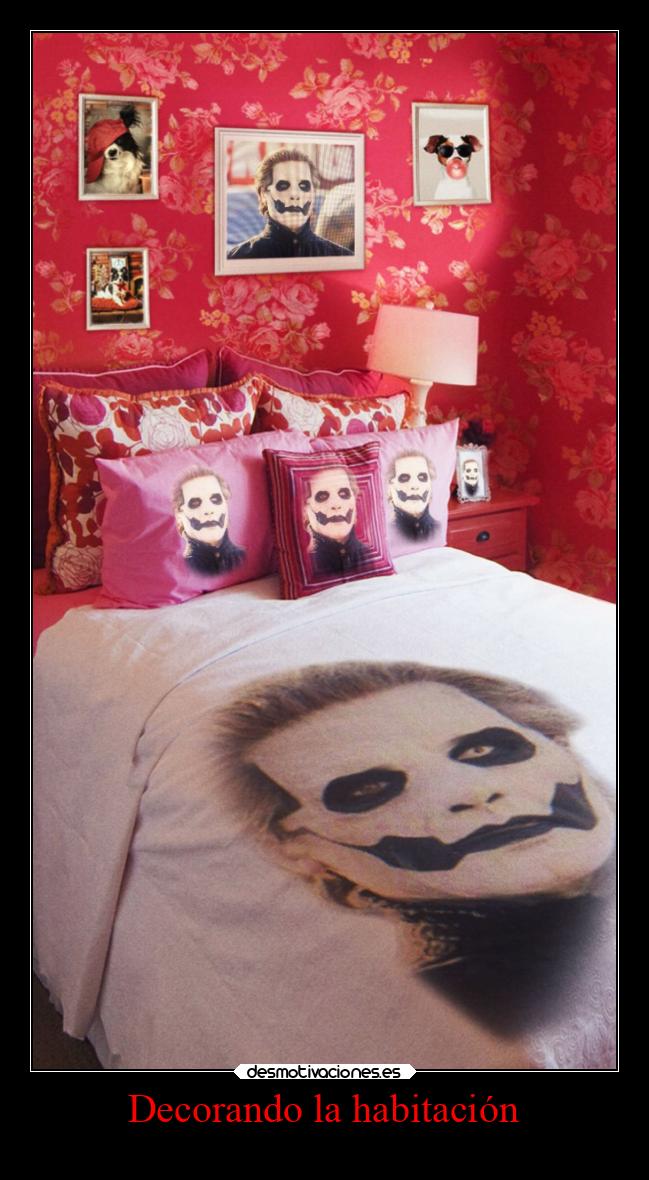 Decorando la habitación - 